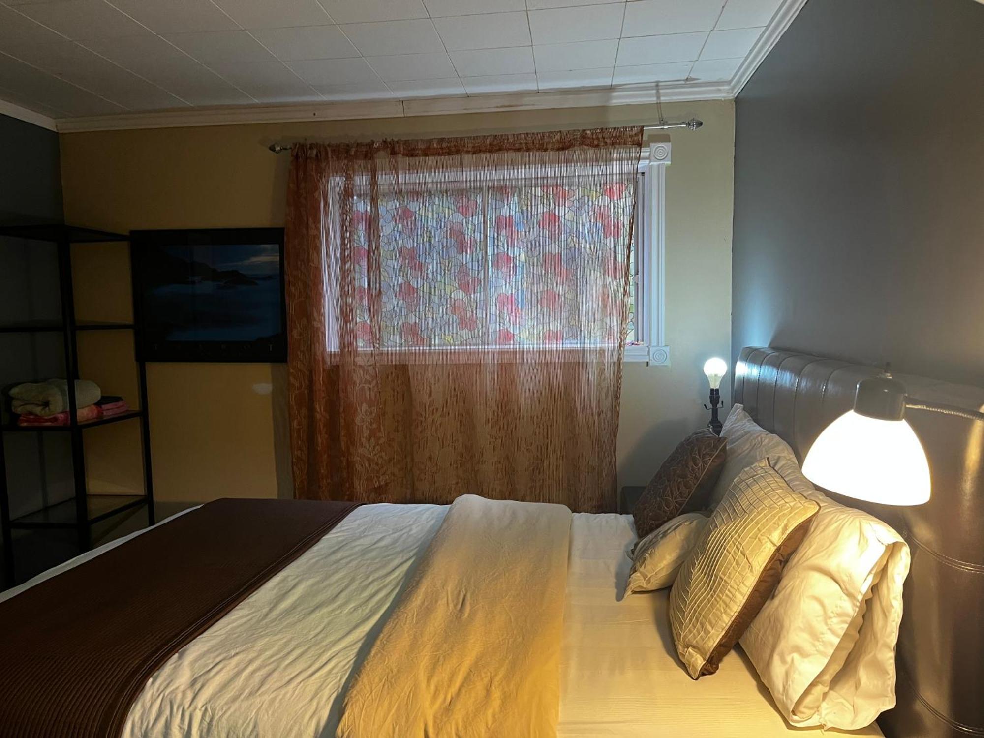 Beautiful Room Close Airport! Калгари Экстерьер фото