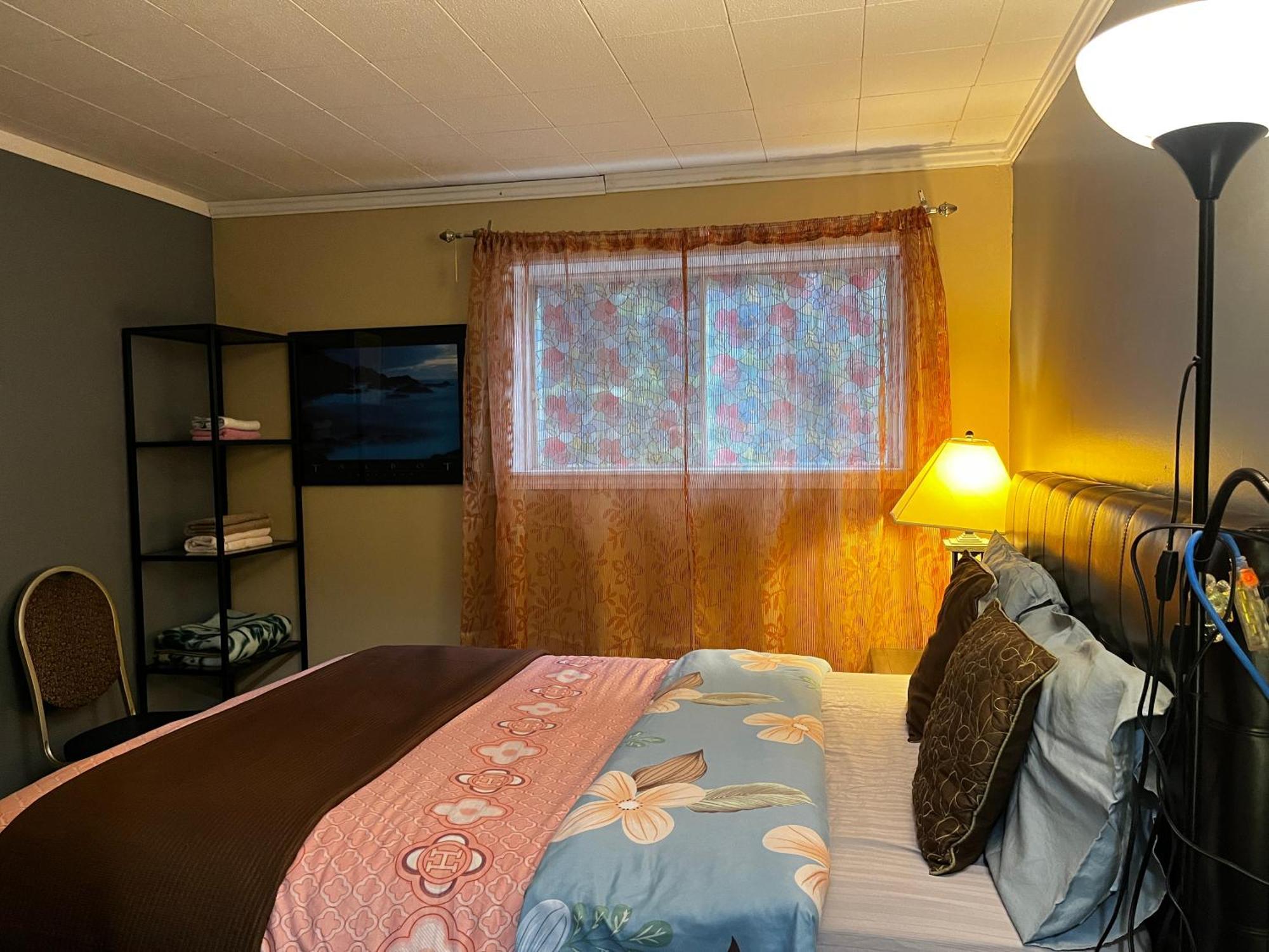 Beautiful Room Close Airport! Калгари Экстерьер фото